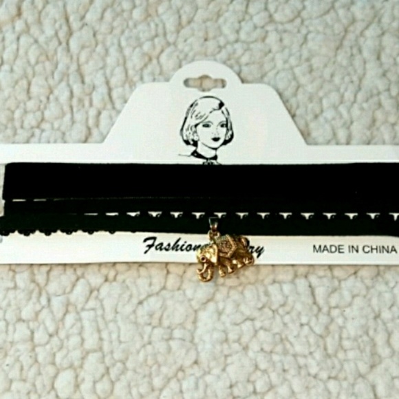 Elephant Pendent Layered Choker - Picture 5 of 6